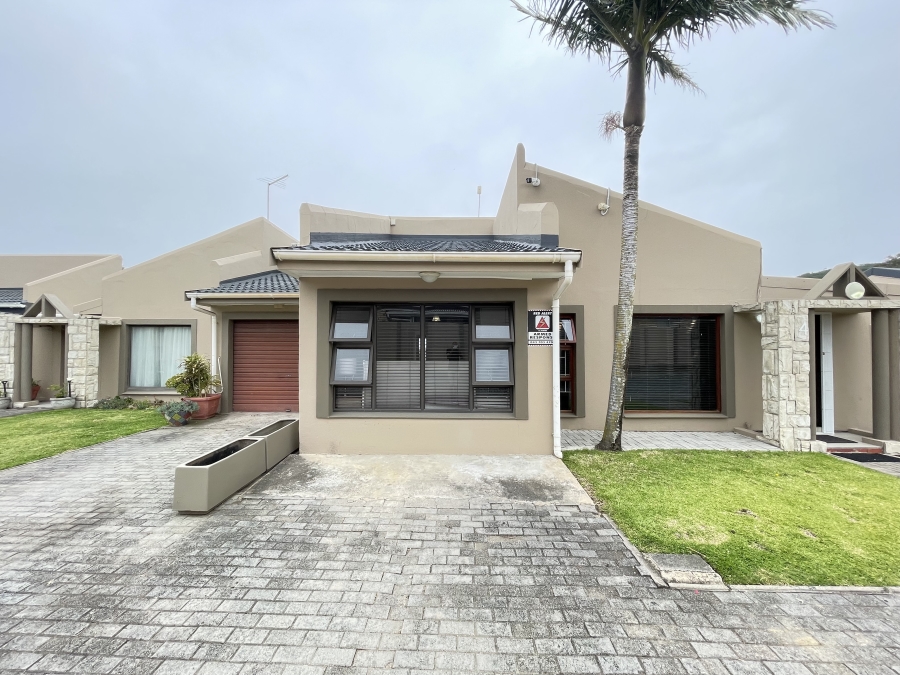 4 Bedroom Property for Sale in Abbotsford Eastern Cape